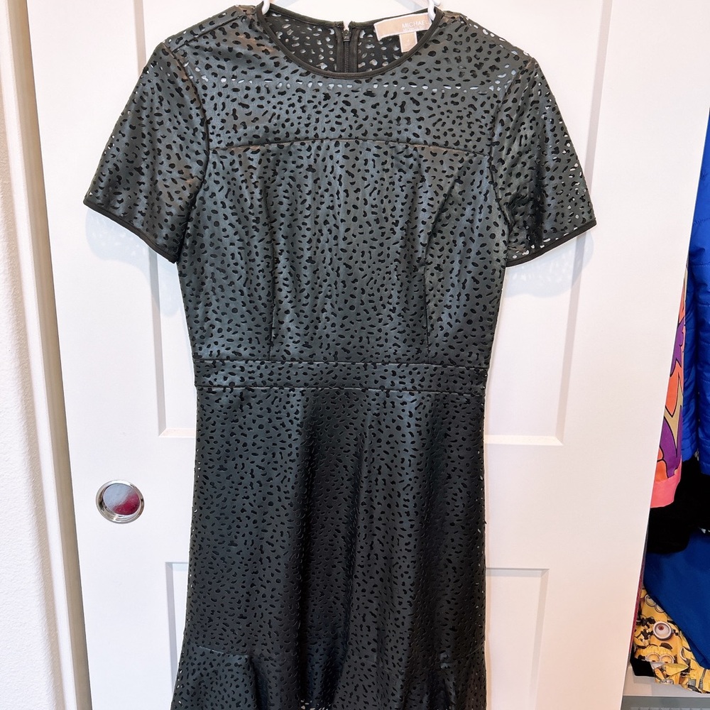 New without tag Michael Kors midi dress size 4